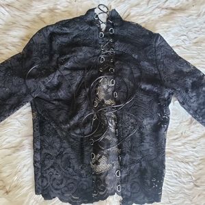 Widow floral lace-up top